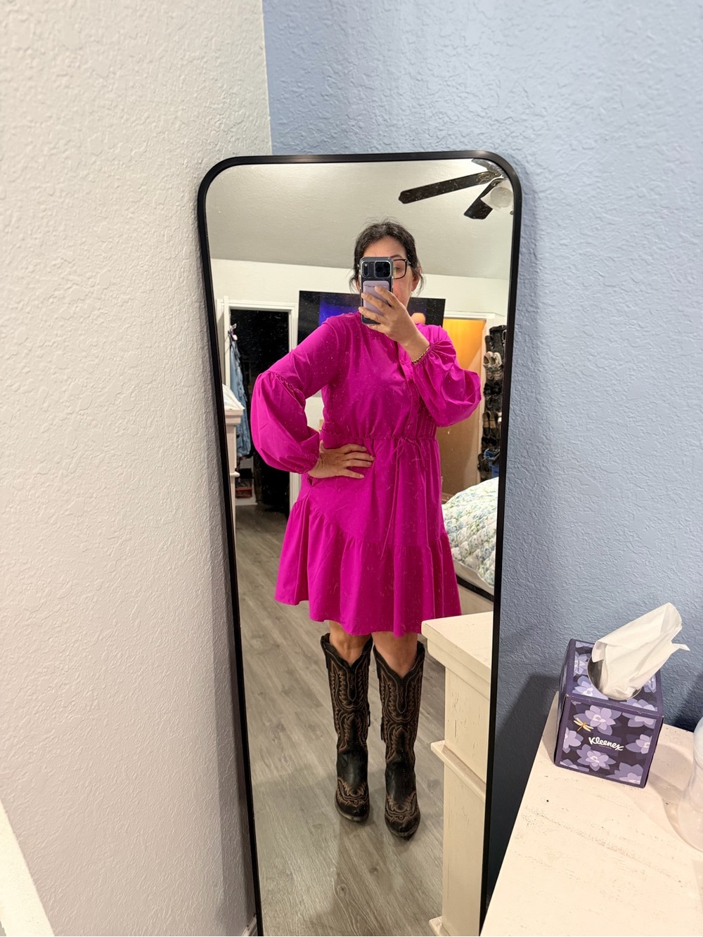 Women's boutique magenta dress in a size large, new with tags, dress has pockets